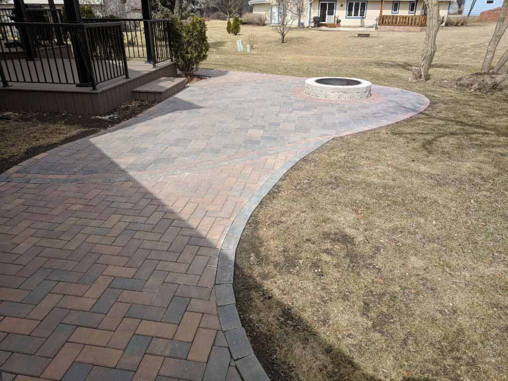 Germantown__WI___Unilock___Paver_Patio-568-1500-800-80b
