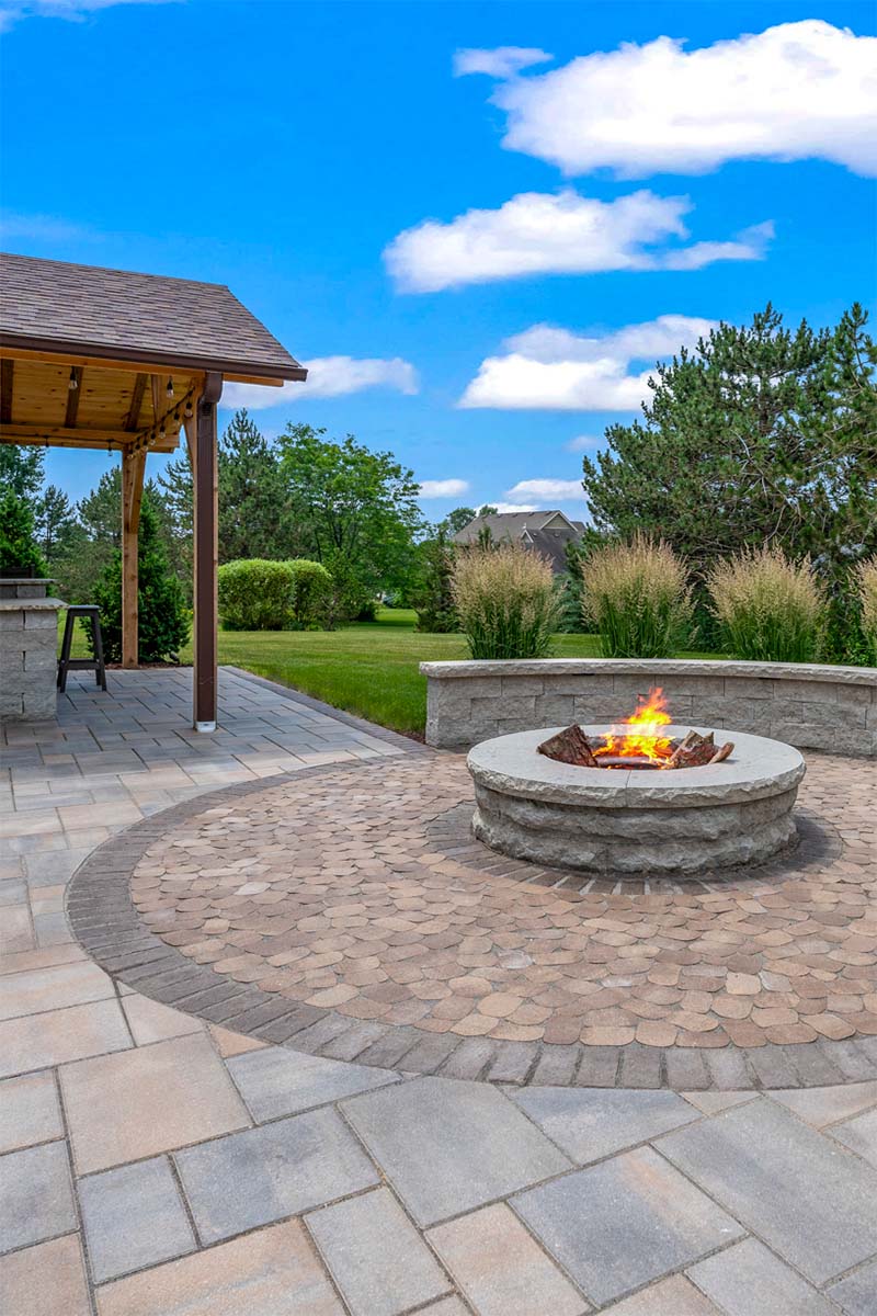 mobilehero_firepit_5 custom brick firepit project